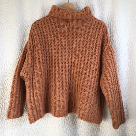 Free People Fluffy Fox Papaya Wool Alpaca Blend Oversized Turtleneck Sweater XS - Picture 6 of 16